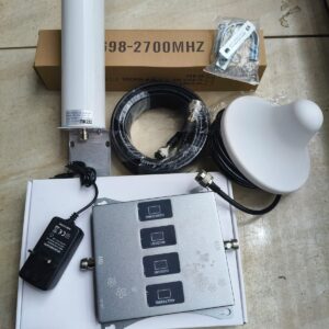 Four bands GSM network booster 